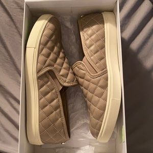 Steve Madden ECENTRCQ